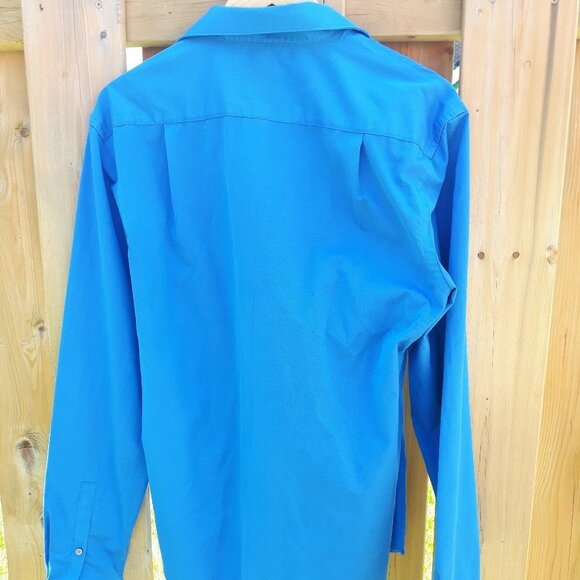 Attractive Calvin Klein Button Up Blouse - Picture 4 of 4